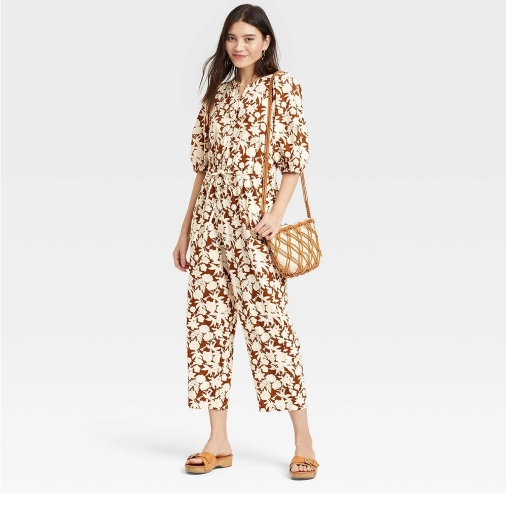 Universal Thread Floral Women’s Romper Large
